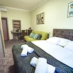 Hradbova Old Town & Hotel