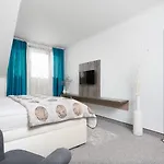 Hradbová 3* Košice
