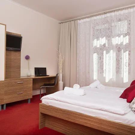 Hradbova Old Town & 3*