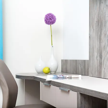 Hradbova Old Town & 3*