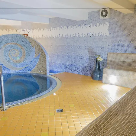 Hotel Hradbova Old Town & 3*