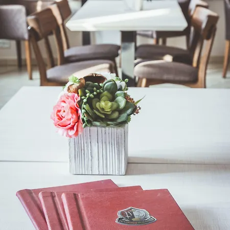 Hradbova Old Town & 3* Kosice