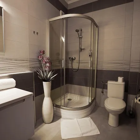 Hradbova Old Town & Hotel Kosice