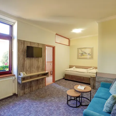 Hradbova Old Town & Hotel 3*