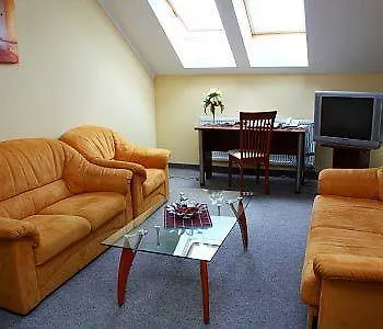 Hradbova Old Town & 3*
