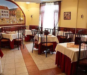 Hradbova Old Town & 3*