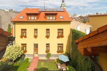 Hradbova Old Town & Hotel 3*