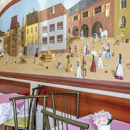 Hradbova Old Town & 3*