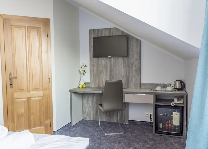 Hradbova Old Town & Szálloda 3*