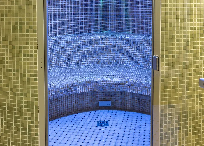 Hradbova Old Town & 3*