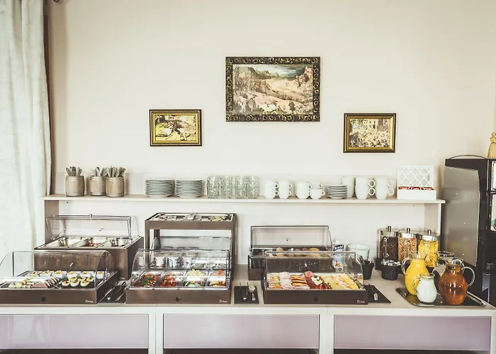 Hradbova Old Town & Kassa