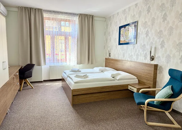 Szálloda Hradbova Old Town &